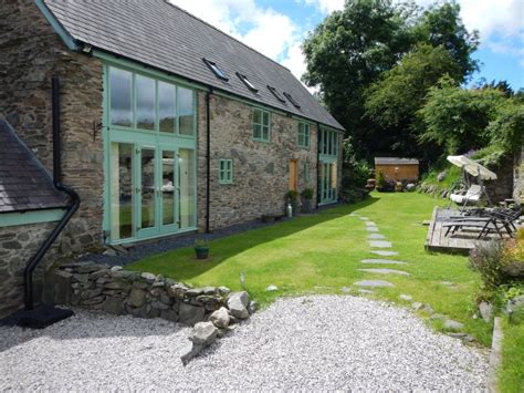 The oak barn conversion opened in . . Barn to rent in wales